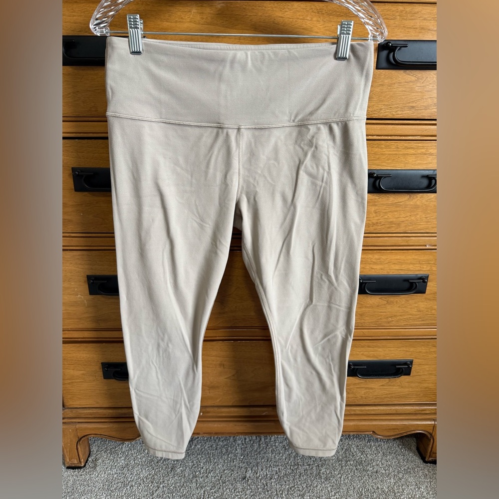 Athleta Cropped Leggings